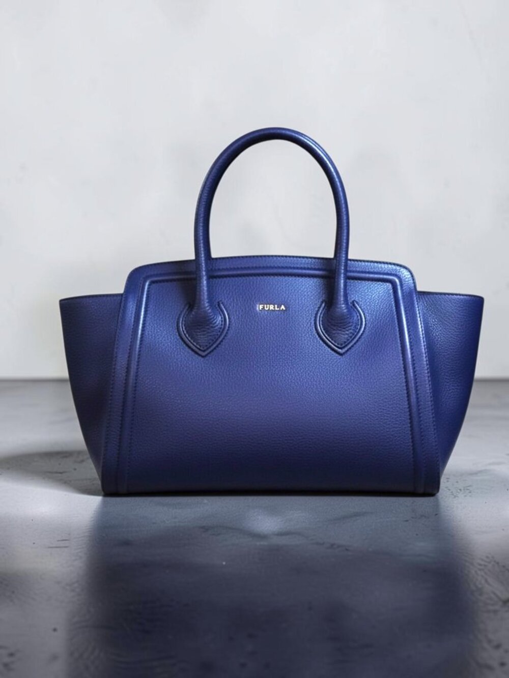 Furla GENUINE LEATHER Crossbody Bag Tote Bag-Italy